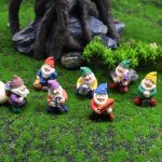 Mini nain de jardin coloré pour décoration extérieure
