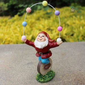 Nain de jardin cirque coloré pour décoration extérieure