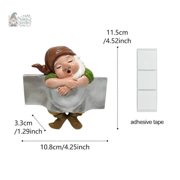 Décoration extérieure : nain de jardin endormi avec chapeau