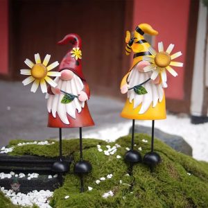 Figurine moderne en métal pour jardin