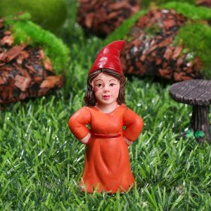 Nain de jardin femme en réduction décoratif