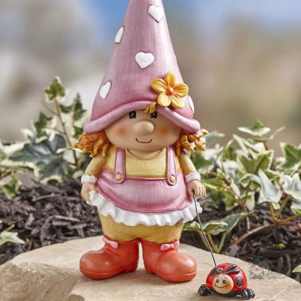 nain-de-jardin-fille-1 Nain de jardin moderne fille, décoration extérieure originale