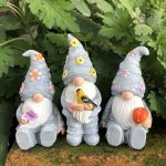 Statue de jardin contemporaine en couleur gris
