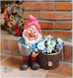 Nain de jardin jardinier au look charmant et coloré