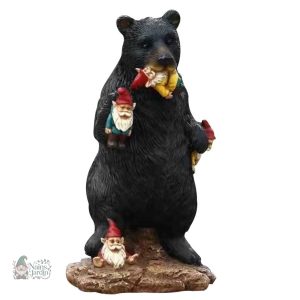 Décoration extérieure tendance avec un ours en jardin