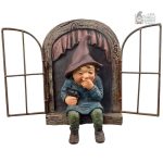 Gnome de jardin décoratif au design classique